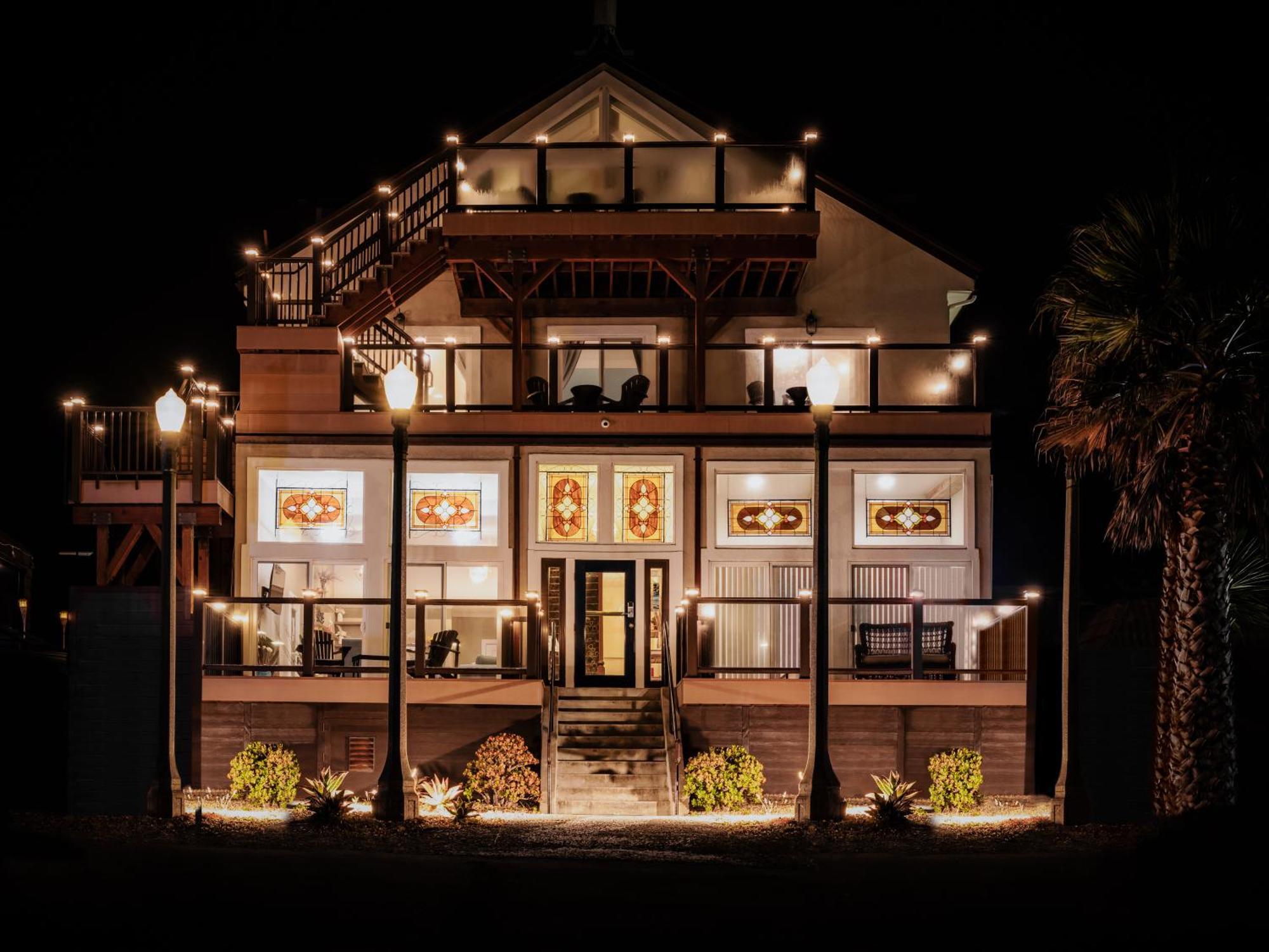 Ocean View Inn Montara Bagian luar foto