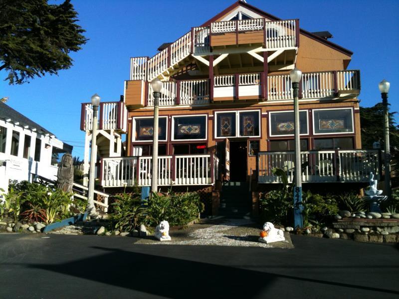 Ocean View Inn Montara Bagian luar foto